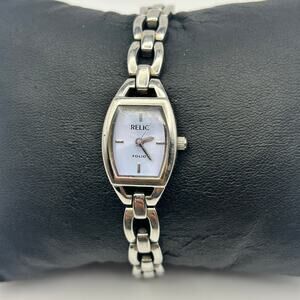 Relic Silver Tone Stainless Steel Women’s Watch Working New Battery